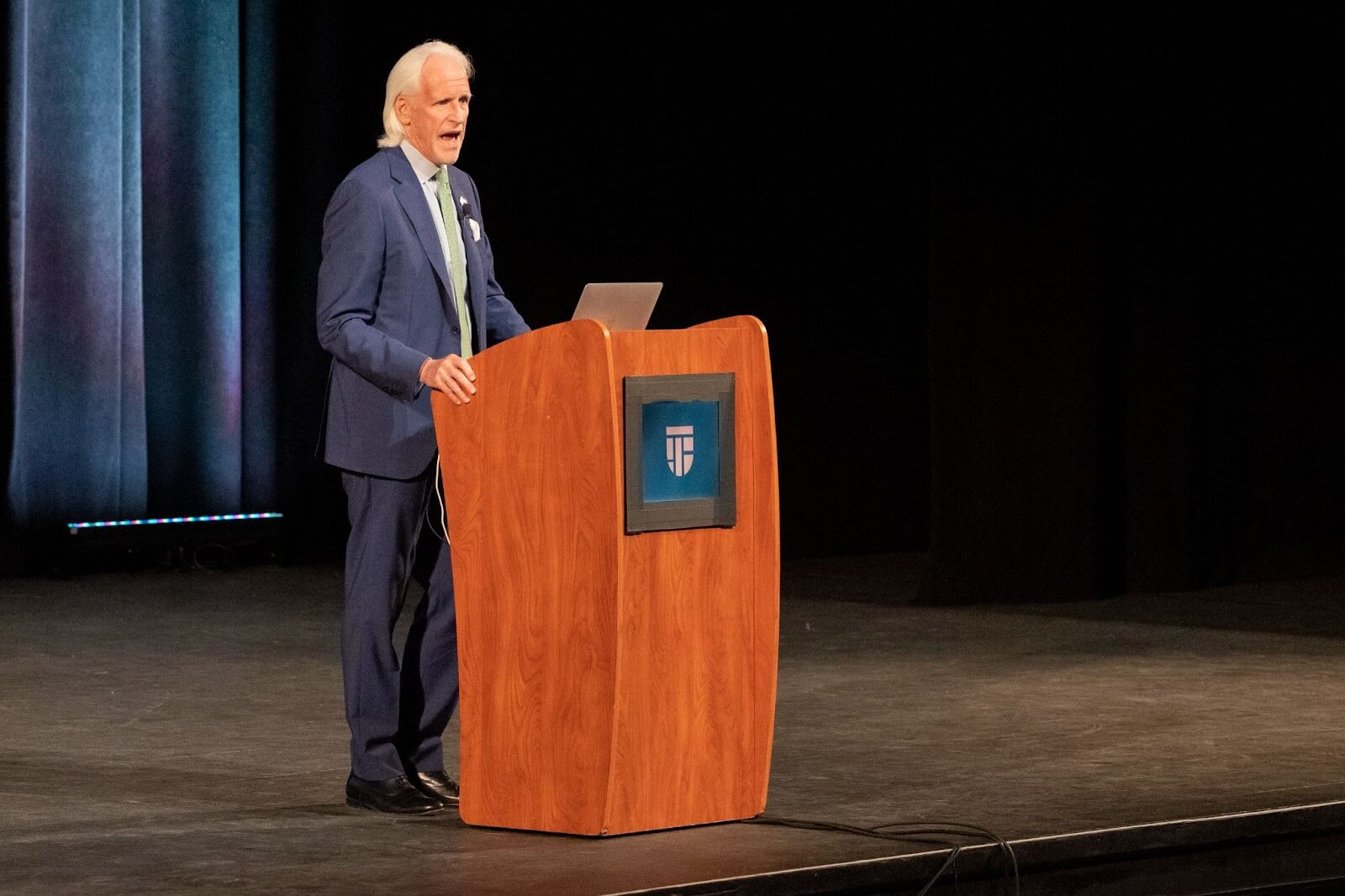 Robert M. Edsel speaking at Distinguished Lecture Event